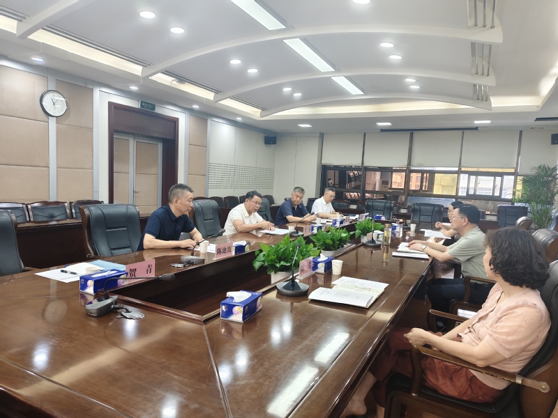 校长郑军带队赴省社科联共商银发...