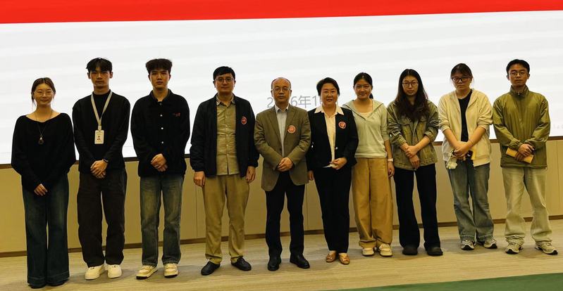 经管学院一行赴九峰山实验室看望...